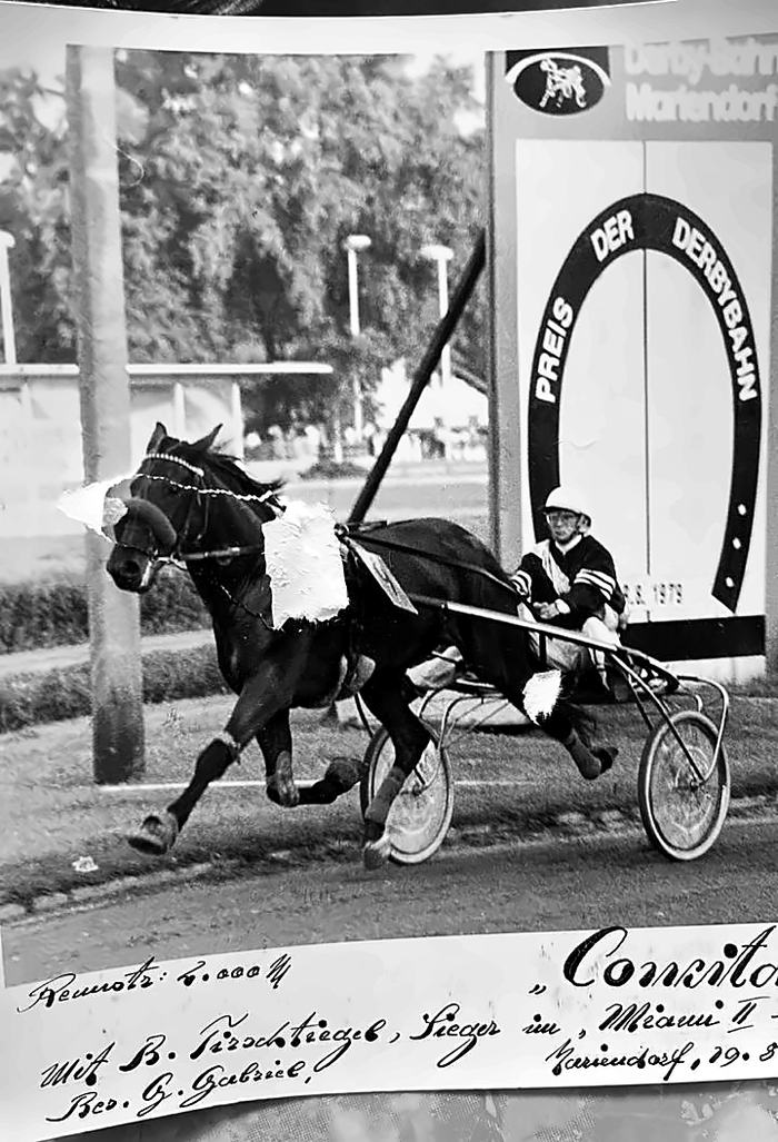 Fotografía histórica de una carrera de trote en Alemania, 1979